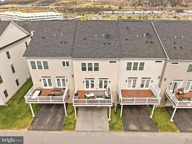 512 CLIFF LN, Malvern, PA 19355