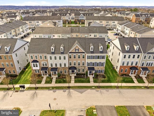 512 CLIFF LN, Malvern, PA 19355