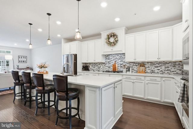 512 CLIFF LN, Malvern, PA 19355