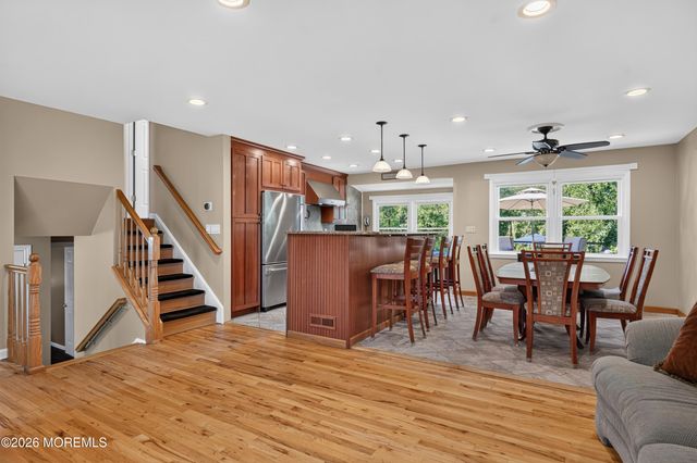 34 Eliot Road, Manalapan, NJ 07726