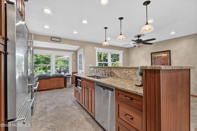 34 Eliot Road, Manalapan, NJ 07726