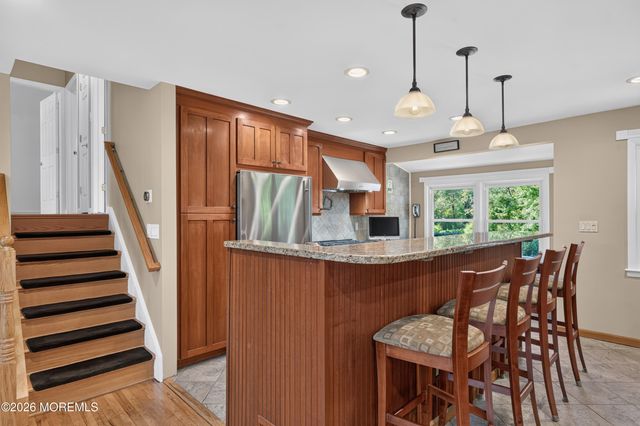 34 Eliot Road, Manalapan, NJ 07726