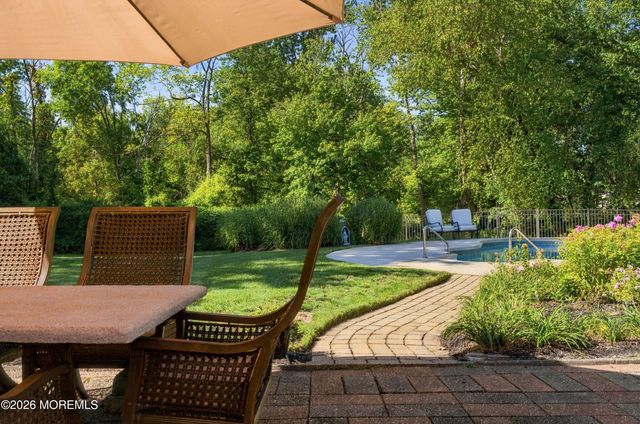34 Eliot Road, Manalapan, NJ 07726