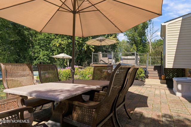 34 Eliot Road, Manalapan, NJ 07726