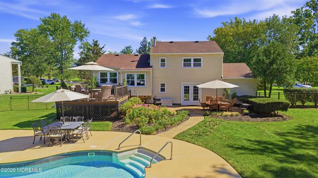 34 Eliot Road, Manalapan, NJ 07726