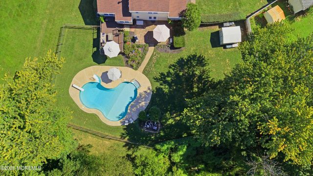 34 Eliot Road, Manalapan, NJ 07726