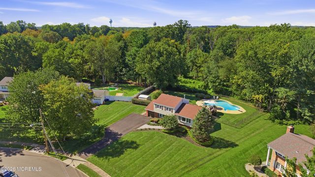 34 Eliot Road, Manalapan, NJ 07726