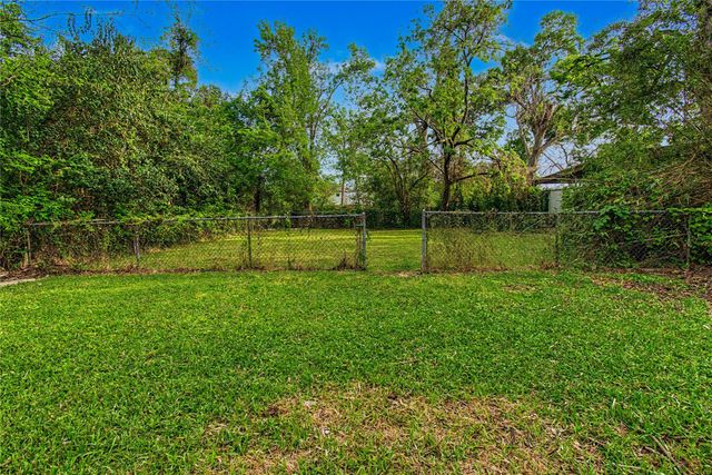 2612 Deams Street, Houston, TX 77093