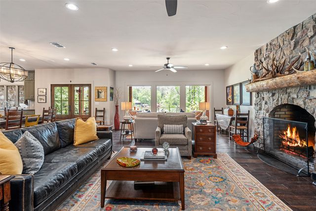 913 Private Road 6665, Mineola, TX 75773