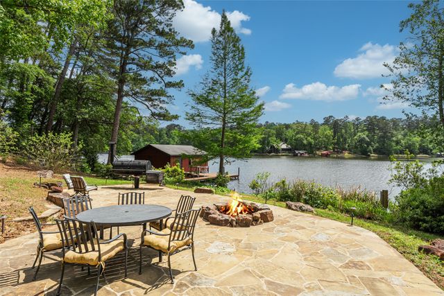 913 Private Road 6665, Mineola, TX 75773