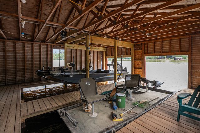 913 Private Road 6665, Mineola, TX 75773