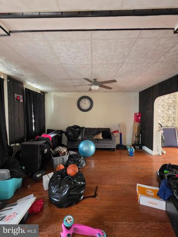 3135 OAKFORD AVE, Baltimore, MD 21215