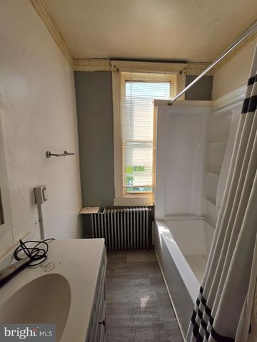 3135 OAKFORD AVE, Baltimore, MD 21215
