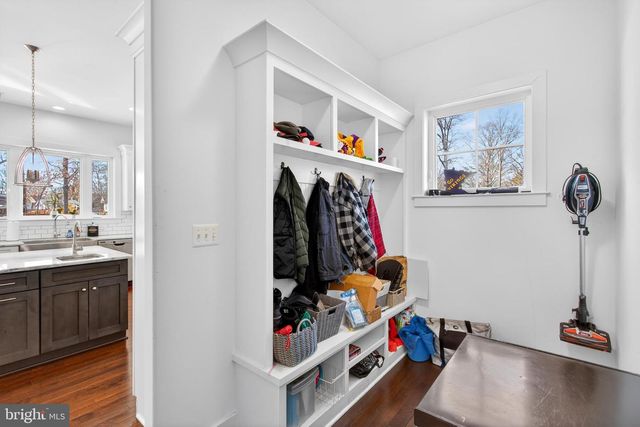 7726 SCHELHORN RD, Alexandria, VA 22306