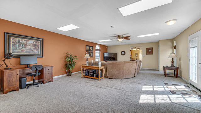 1395 Waverly Road, Chesterton, IN 46304