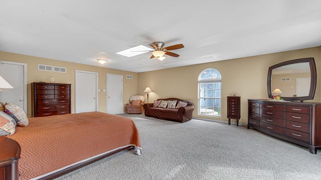 1395 Waverly Road, Chesterton, IN 46304