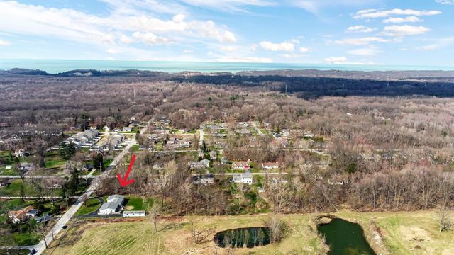 1395 Waverly Road, Chesterton, IN 46304