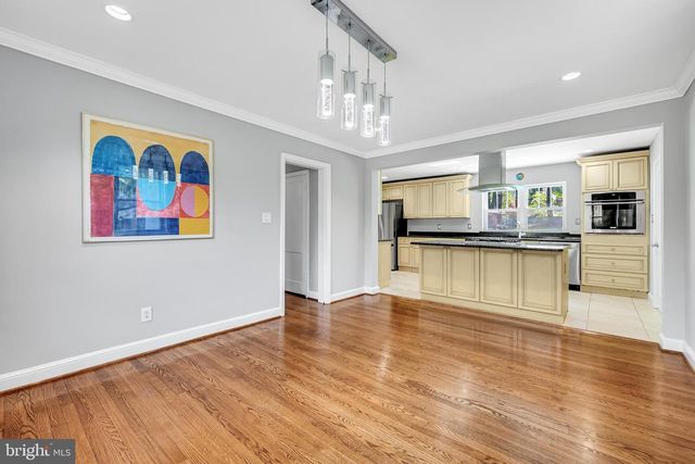 9709 CONNECTICUT AVE, Kensington, MD 20895