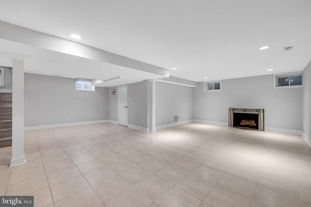 9709 CONNECTICUT AVE, Kensington, MD 20895
