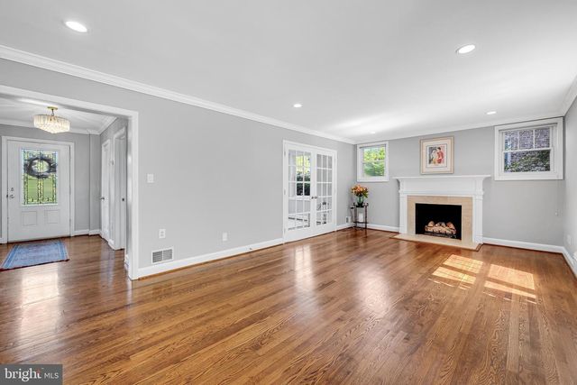 9709 CONNECTICUT AVE, Kensington, MD 20895