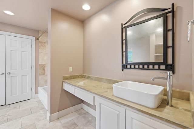 122 E Main St Ste C, Heber Springs, AR 72543