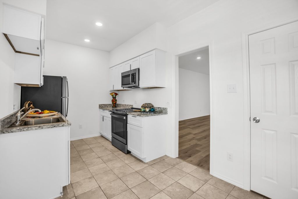 11218 Park Central Place C, Dallas, TX 75230