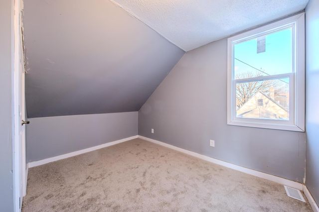 654 Winslow Avenue, Saint Paul, MN 55107