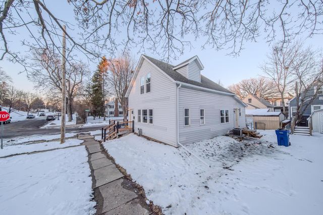 654 Winslow Avenue, Saint Paul, MN 55107