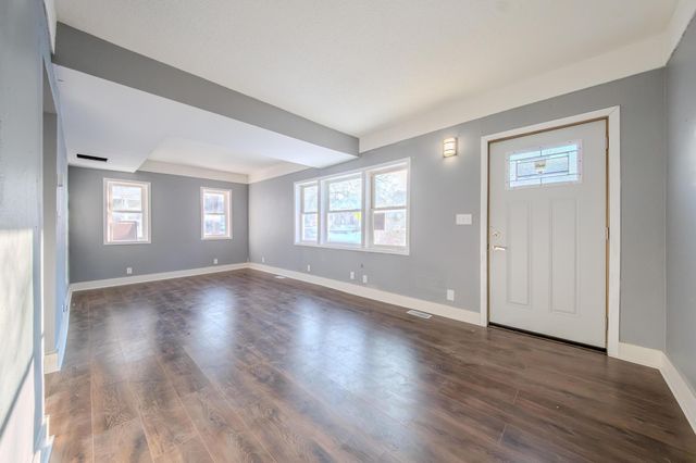 654 Winslow Avenue, Saint Paul, MN 55107