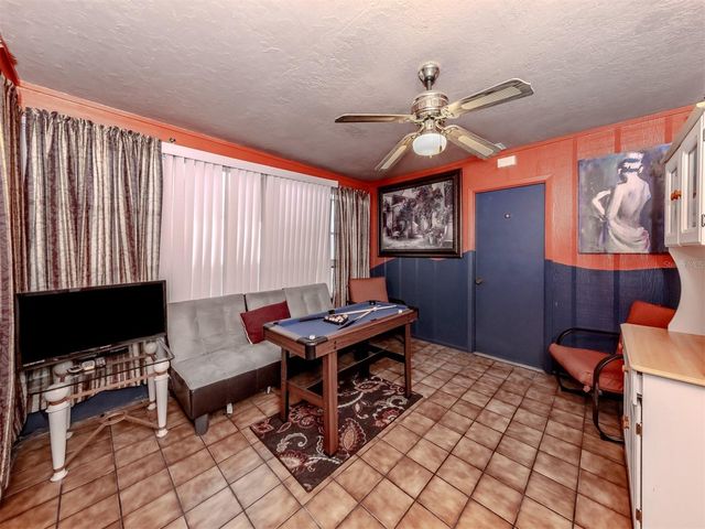 1028 LILLIAN STREET, Venice, FL 34285