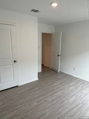10742 Hernando Ct., Converse, TX 78109