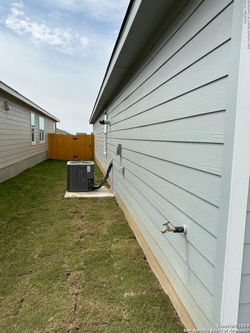 10742 Hernando Ct., Converse, TX 78109