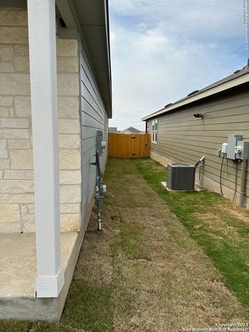 10742 Hernando Ct., Converse, TX 78109
