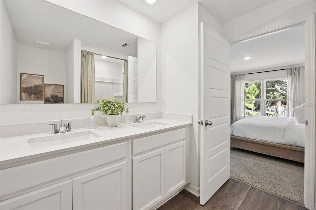 Image 25 of property listing at 3038 VICEROY COURT, Poinciana, FL 34759