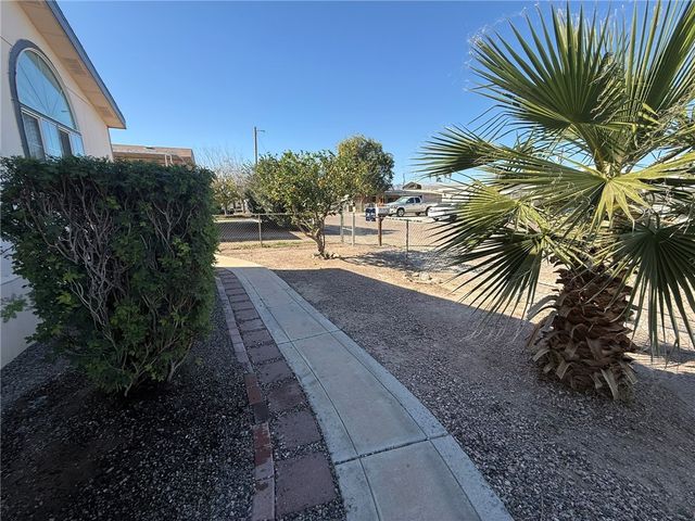 630 E Border Lane, Mohave Valley, AZ 86440