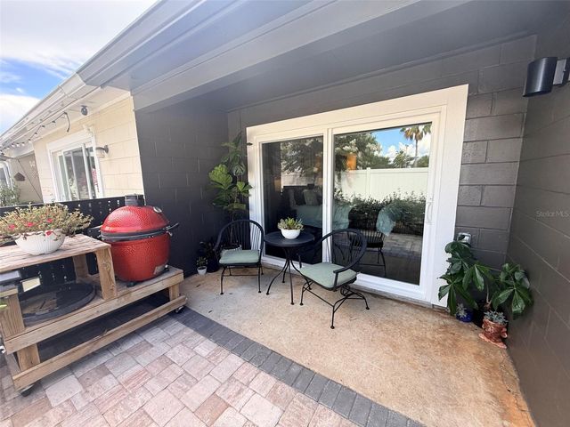 1628 TROPICAL COURT, Tavares, FL 32778