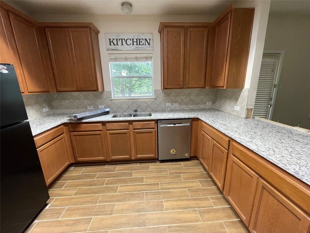 1700 Kemah DR, Austin, TX 78748