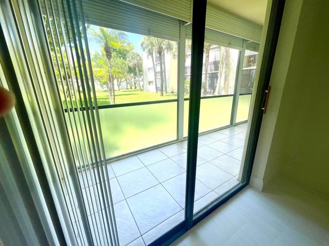 5130 Las Verdes Circle 102, Delray Beach, FL 33484