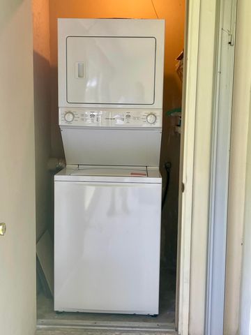 5130 Las Verdes Circle 102, Delray Beach, FL 33484