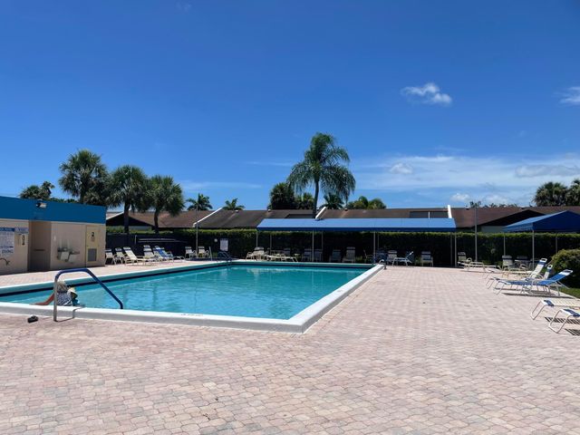 5130 Las Verdes Circle 102, Delray Beach, FL 33484