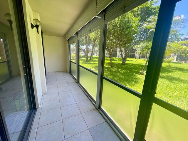 5130 Las Verdes Circle 102, Delray Beach, FL 33484
