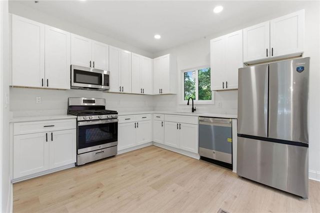 386 Mathewson Place SW, Atlanta, GA 30310