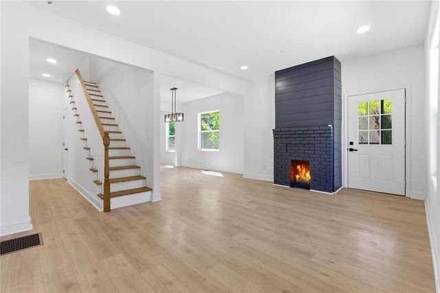 386 Mathewson Place SW, Atlanta, GA 30310