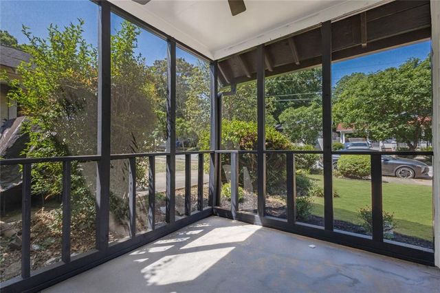 386 Mathewson Place SW, Atlanta, GA 30310