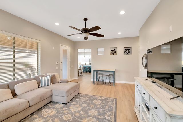 10226 E LAGUNA AZUL Avenue, Mesa, AZ 85209
