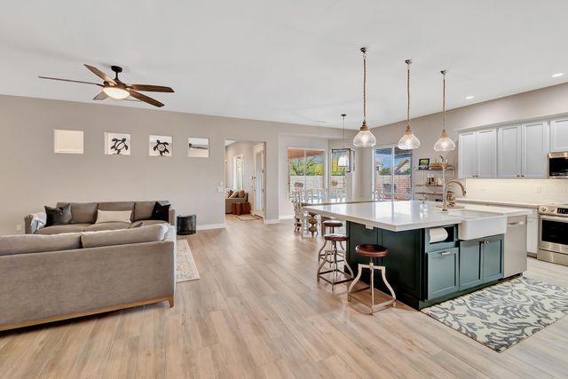 10226 E LAGUNA AZUL Avenue, Mesa, AZ 85209