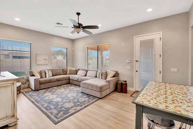 10226 E LAGUNA AZUL Avenue, Mesa, AZ 85209