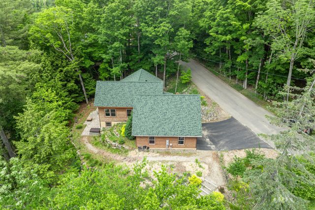 163 Riverside Drive, Saranac Lake, NY 12983