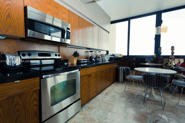 1000 Venetian Way 1501, Miami, FL 33139