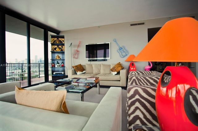 1000 Venetian Way 1501, Miami, FL 33139